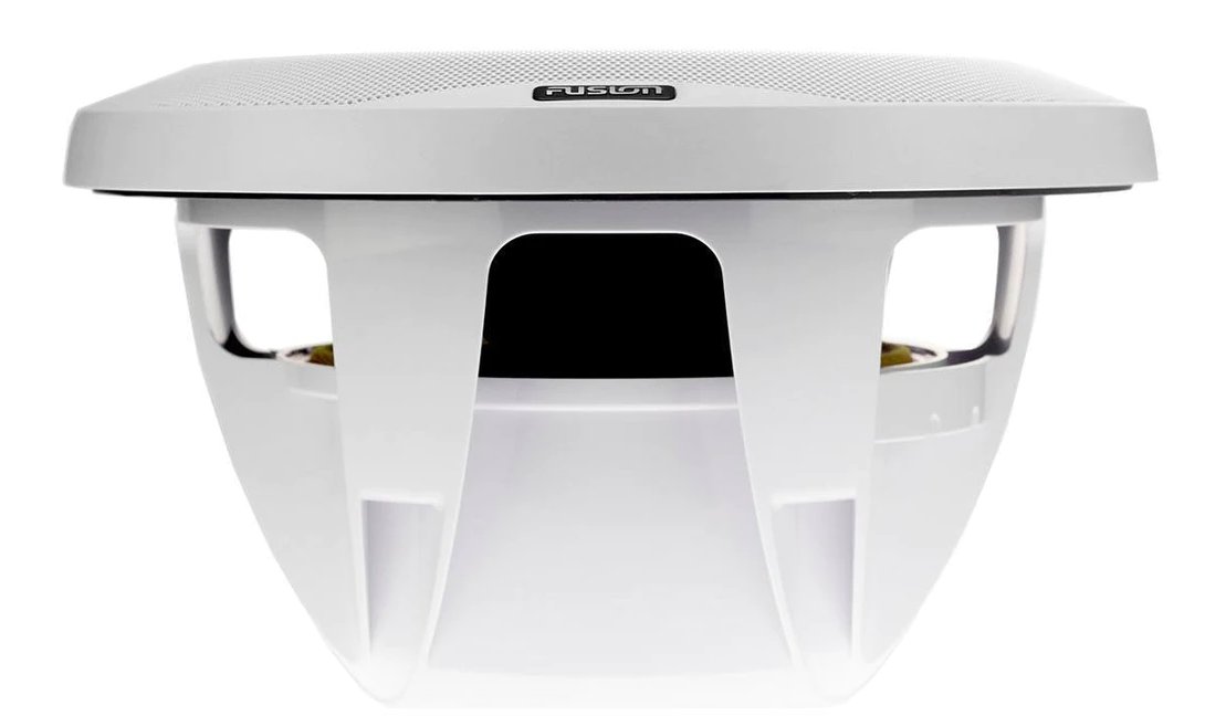 Fusion SG-S102W White 10" Signature Series 3 600 Watt Waterproof Marine Subwoofer - Image 3