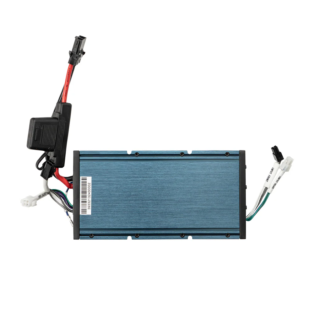 Aquatic AV AD500.4 1200 Watts Peak (600 Watts RMS) 4 Channel Digital Waterproof Marine Amplifier - Image 3